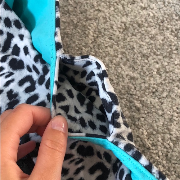 Victoria Secret PINK leggings w/leopard waist band - Picture 5 of 5